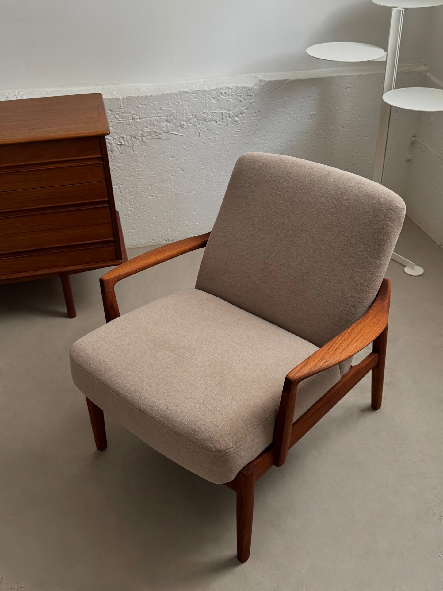 Model 125 lounge chair by Tove & Edvard Kindt-Larsen for France & Son