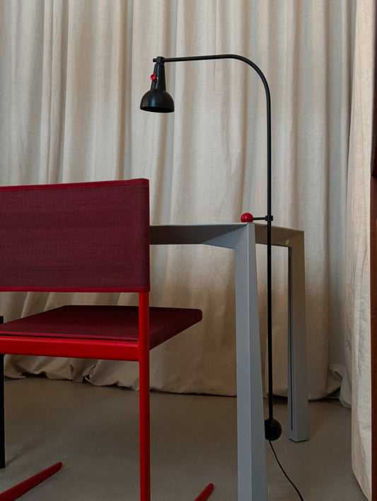 French counterweight table lamp