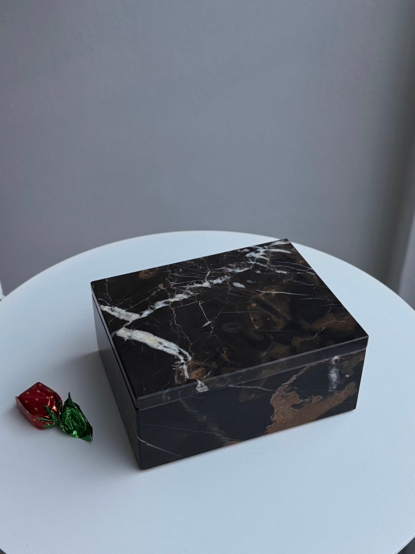 Marble jewelry box