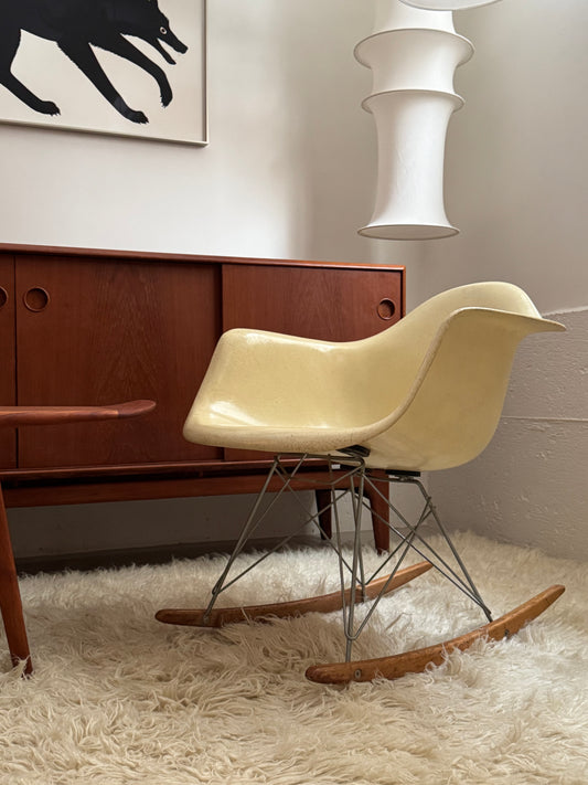 RAR fibreglass rocking chair by Charles & Ray Eames for Herman Miller