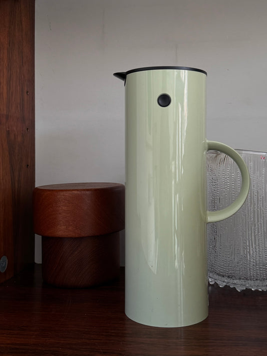 EM77 vacuum jug by Erik Magnussen for Stelton - 1L