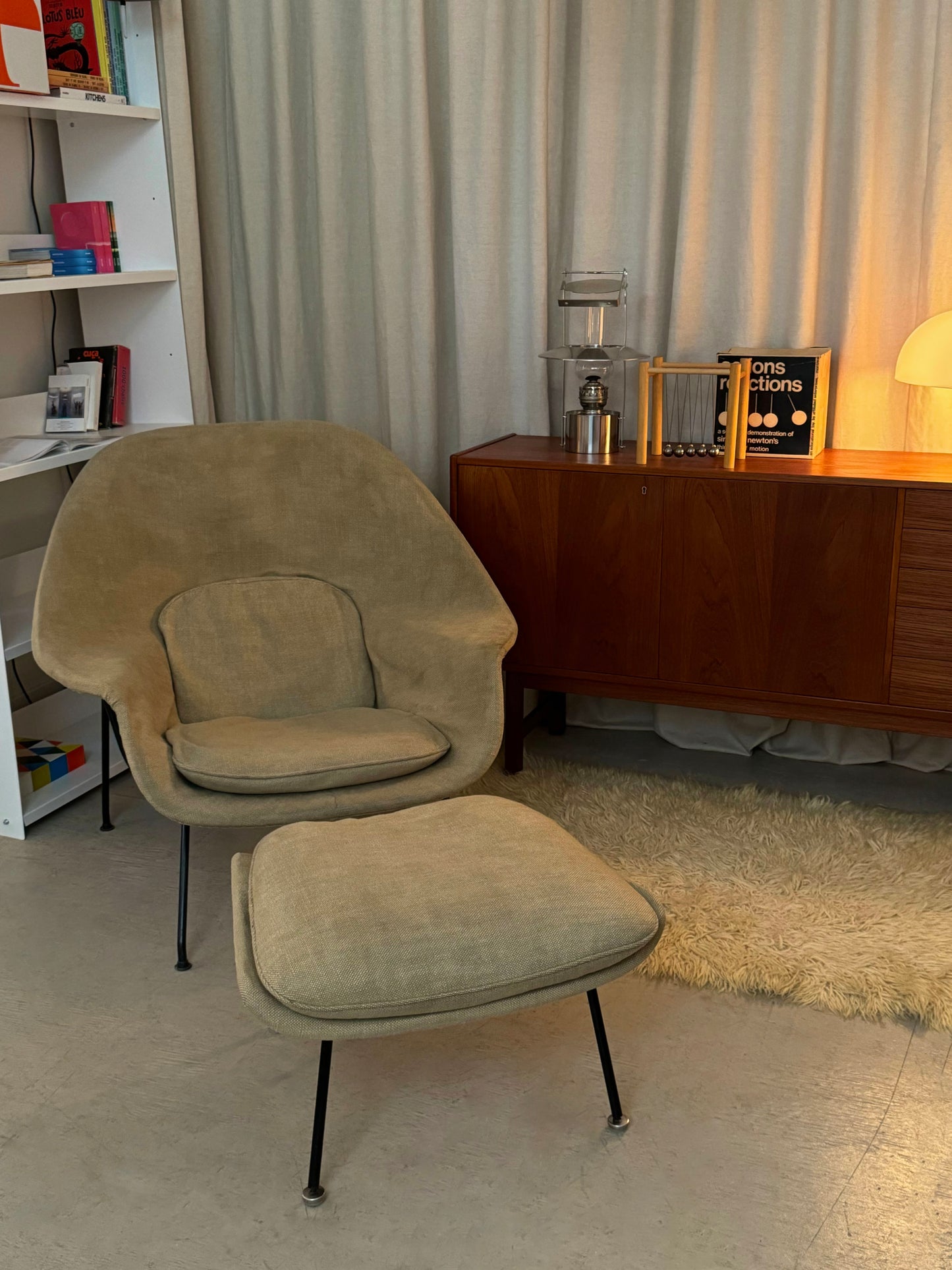 Womb chair and ottoman by Eero Saarinen for Knoll International