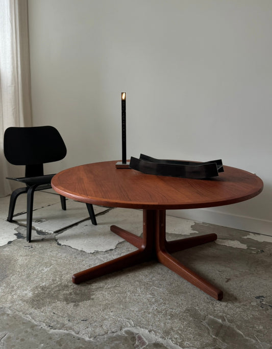 Round teak coffee table by Hans C. Andersen