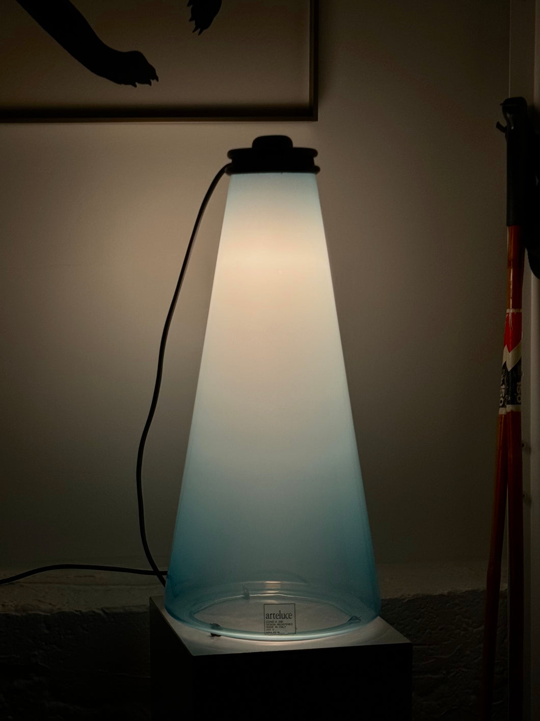 Lampe de table Cono par Ezio Didone pour Arteluce