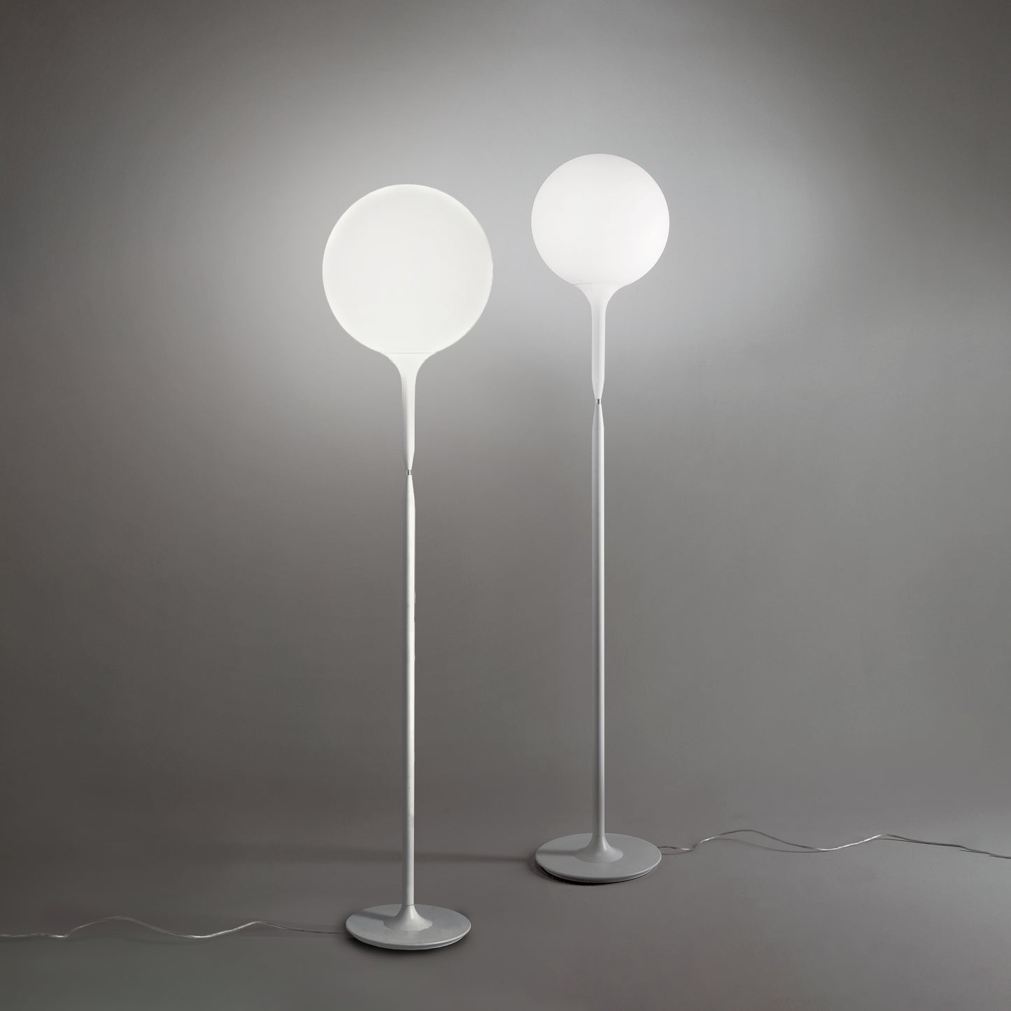 Lampadaire Castore de Michele De Lucchi et Huub Ubbens