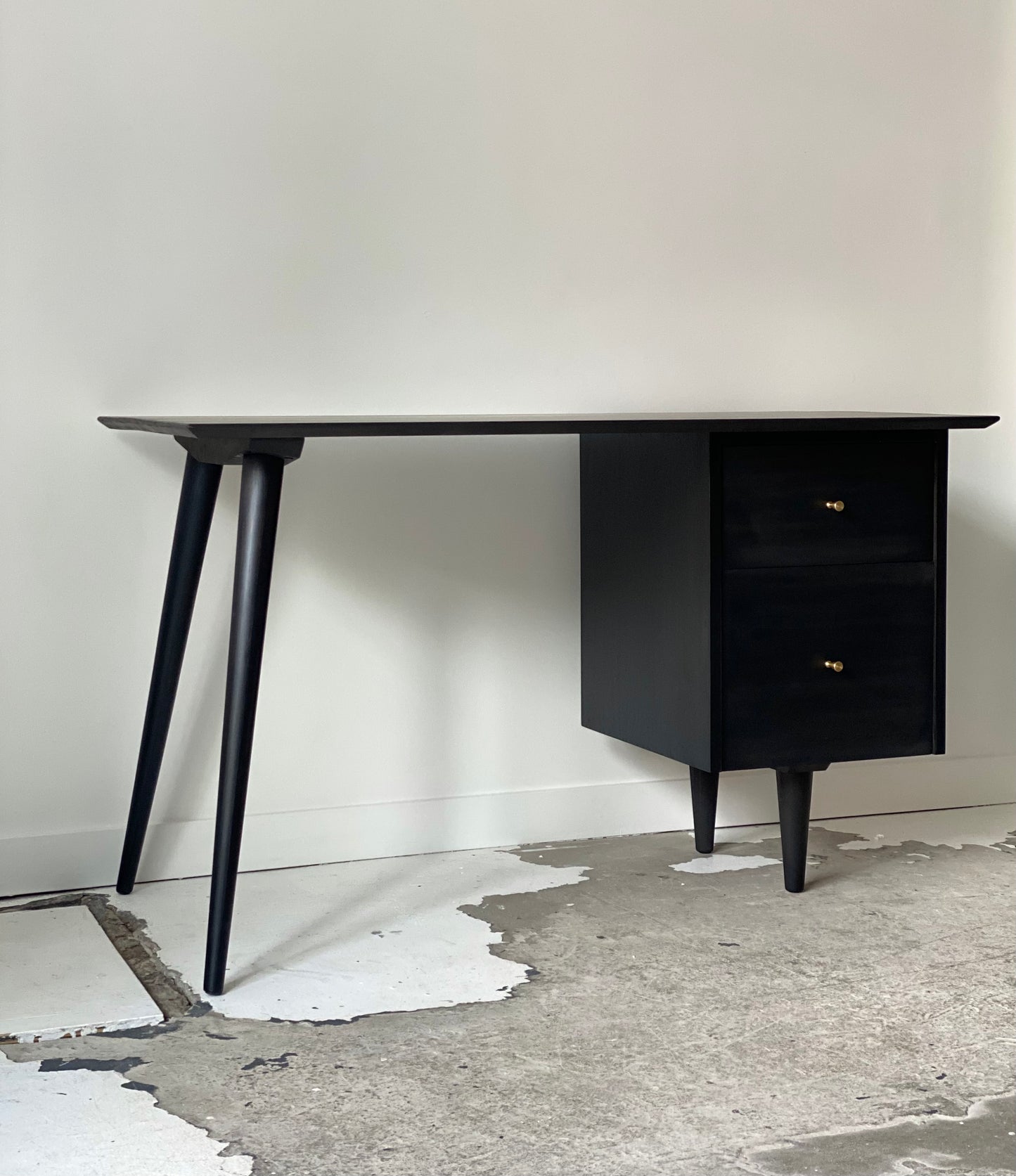 Desk in stained maple by Paul McCobb for Winchendon