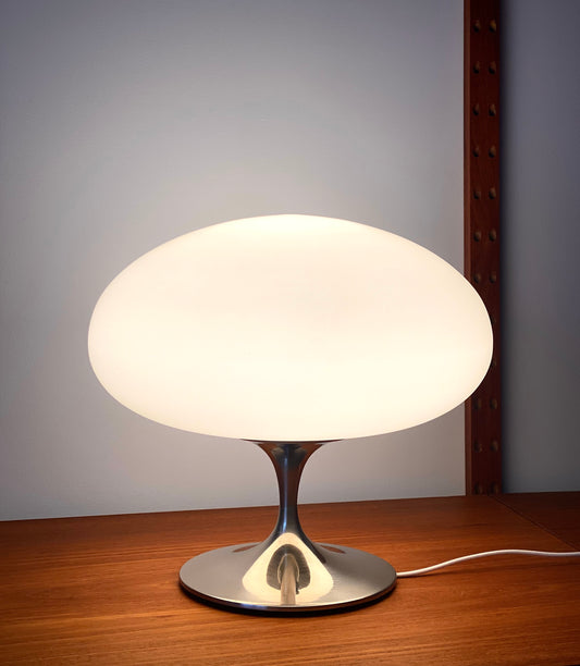 Lampe de table champignon par Laurel Lamp Company 