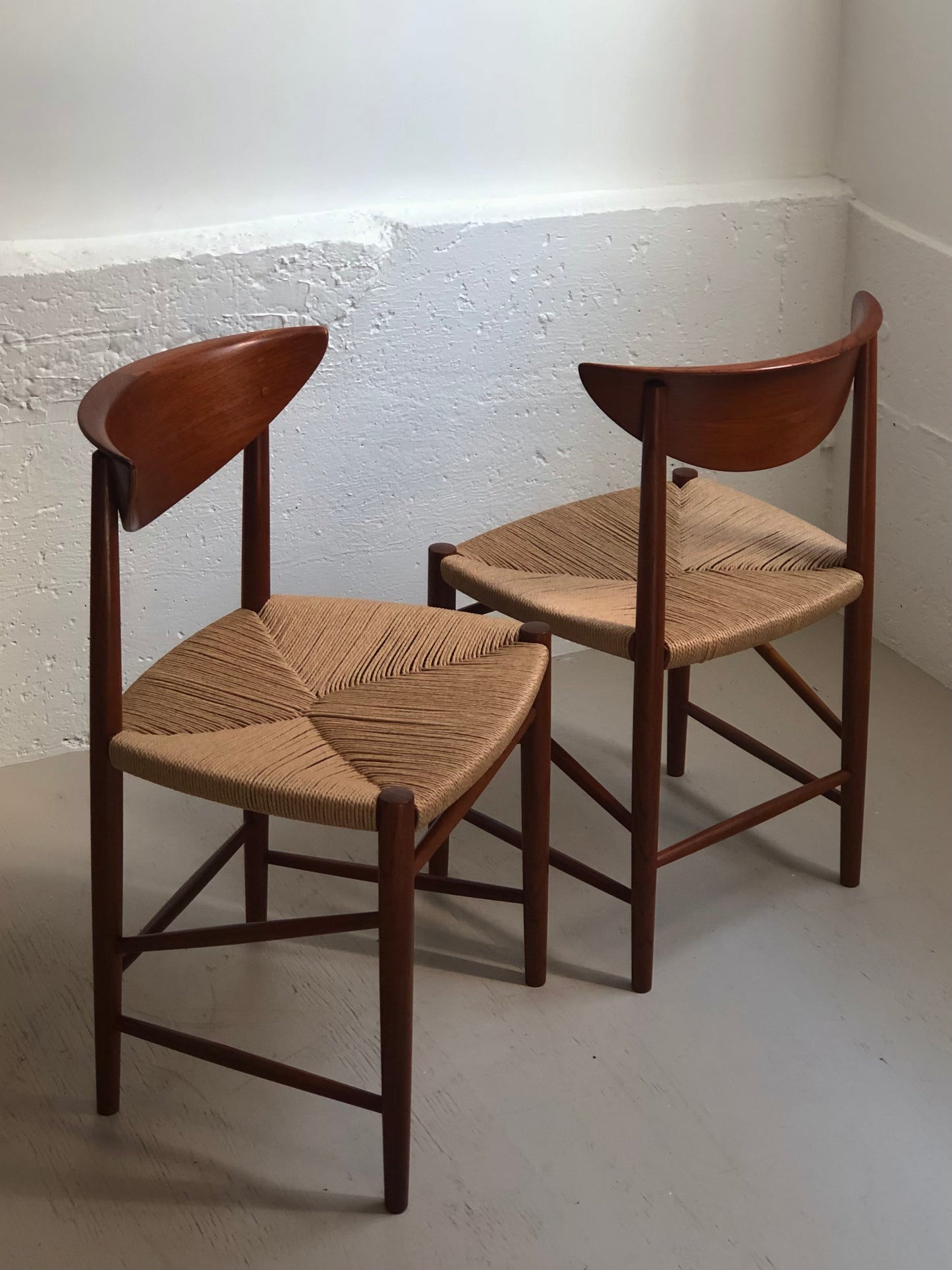 Paire de chaises à repas par Peter Hvidt et Orla Mølgaard-Nielsen pour Søborg 