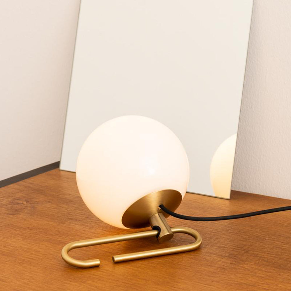 Lampe de table NH1217 par NERI&amp;HU